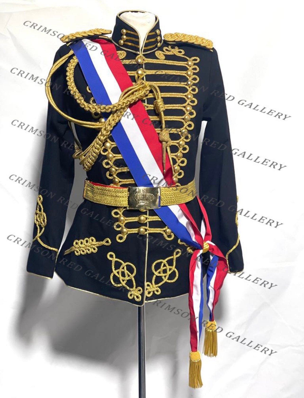 Original British Military Formal Jacket Golden Buttons Without Epaulettes Red