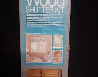 Fun Flair Vintage Shutter kit White Pine