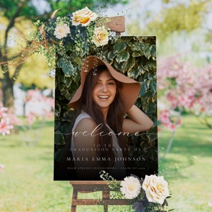 Graduation Photo Sign, Graduation Yard Signs, Graduation Decor 2025, Welcome Celebration Poster, Modern High School Graduation, Grad Sign