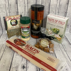 Authentic Italian Gift Basket With Pasta, Sauce & Antipasto - Imported Italian Food Collection