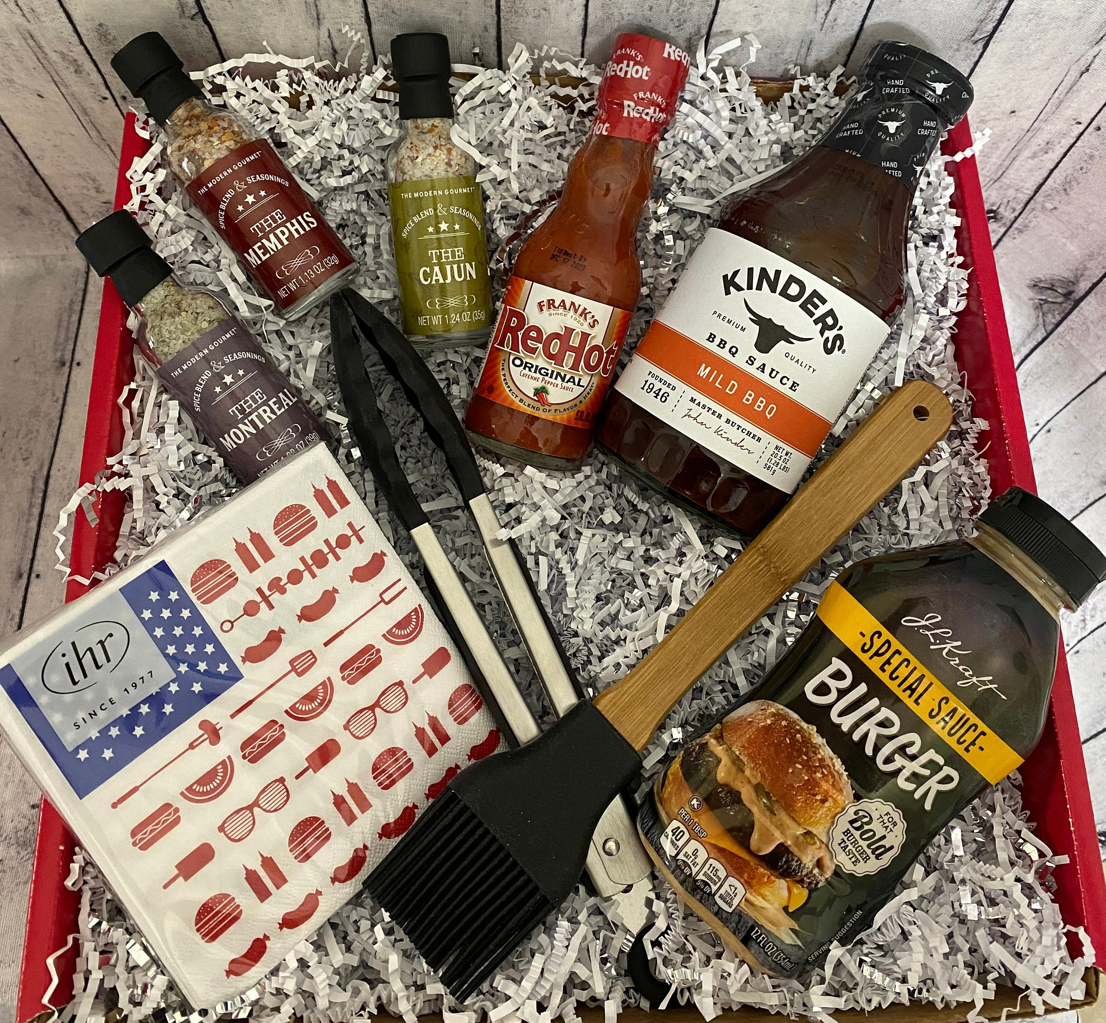 Barbecue Gift Box, BBQ Grilling Gift for Men, BBQ Sauce Kit, Birthday Gift  for Men, Grill Master Box, New Home Gift, Raffle Gift 