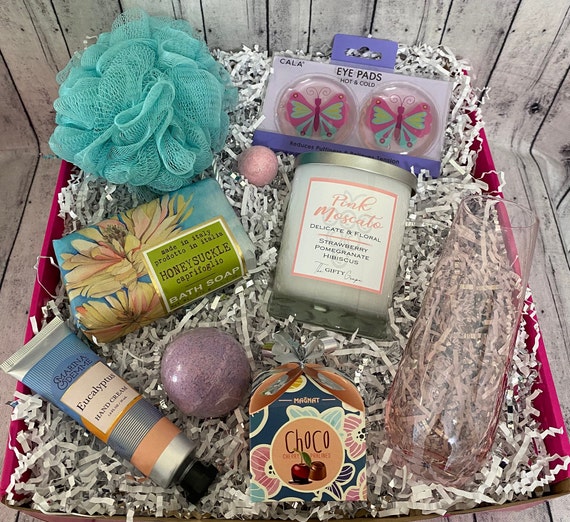 Christmas & Birthday Gifts for Women, Wine Tumbler Happy Birthday Gifts for  Her, Gifts for Mom, Relaxing Spa Gift Box, Gifts Basket Care Package, Gift