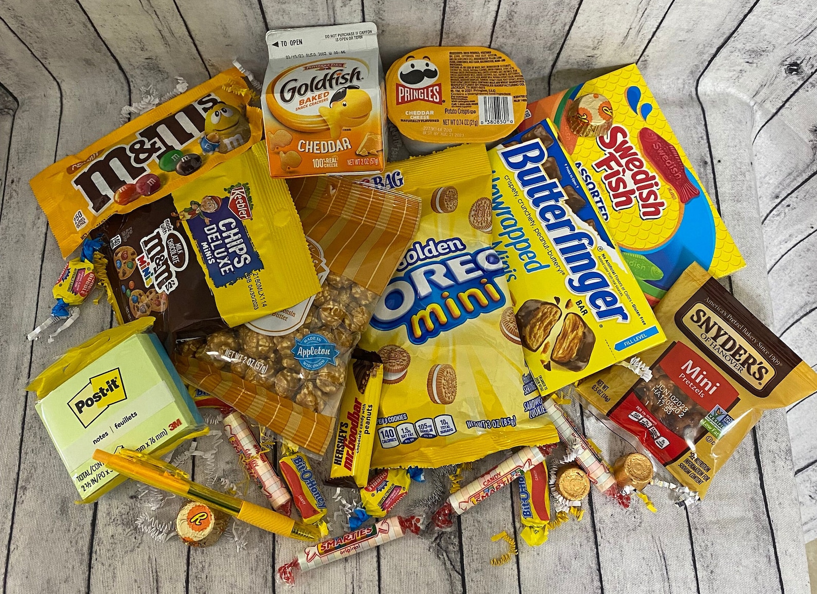 Sending You Smiles Gift Box Snack Box Sunshine Gift Box Thinking Of sending-you-smiles-gift-box-snack-box-sunshine-gift-box-thinking-of