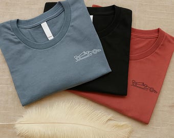Camiseta bordada de coche de carreras / Camiseta inspirada en la Fórmula 1 / Camiseta bordada inspirada en la F1