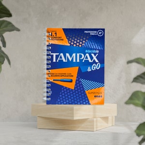 Quaderno Riciclato Unico Tampax&Go - Copertina da Scatole di Prodotti - Carta Riciclata Interna - Rilegatura a Spirale in Alluminio