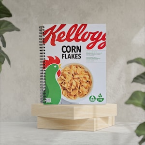 Quaderno Riciclato Unico Cereali Kellogg's - Copertina da Scatole di Prodotti - Carta Riciclata Interna - Rilegatura a Spirale in Alluminio