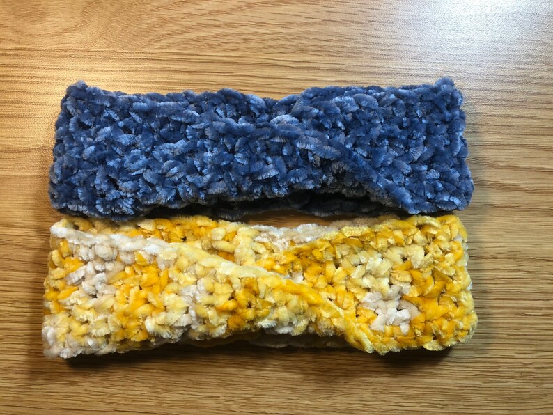 Twist Baby Headband crochet velvet yarn 3-6 months