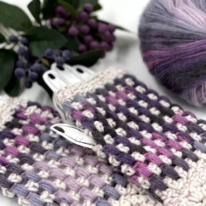SCACCOMATTO Fingerless Gloves Pattern: Easy Level (PDF Pattern)