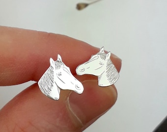 Horse Stud Earrings 925 Sterling Silver (1 pair)