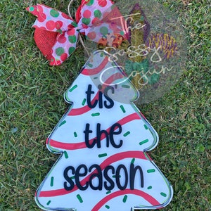 Tis the season | Christmas Door Hanger | Holiday door Hanger | Christmas | Merry Christmas | Christmas tree | Wooden door hanger
