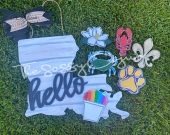 Louisiana Interchangeable Door Hanger: Crawfish, Magnolia, Fleur-de-lis