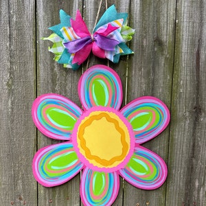 bright flower door hanger | flower door sign | floral door hanger | floral wreath | spring door hanger | summer door hanger | Summer sign