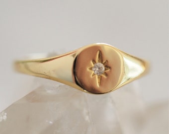 Gold Starburst Ring - Women Signet Ring - Starburst Ring Band - Gold Dainty Signet Ring - Cubic Zirconia Signet Ring - Gift Ideas for her