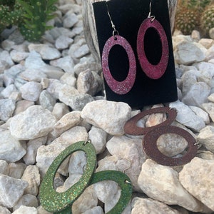 Oval wooden earrings for woman