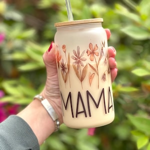 Mama Glass Tumbler, Iced Coffee Glass Mama Glass Cup, Mama Beer Can Glass, Gift for Mom, Boho Mama Iced Coffee Tumbler, Mothers Day Gift