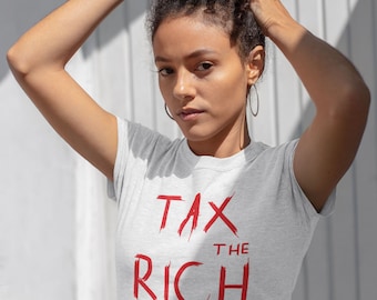 Taxe a camiseta dos ricos, camiseta AOC, Taxe os ricos, político Taxe a camiseta rica, camisa política