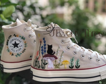 Converse Mushroom Embroidered, Pet Custom, Embroidered Converse 1970s, Flower Convers, Embroidered Mushroom Flower Garden Design Converse