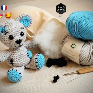 DIY kit - Teddy bear crochet starter kit