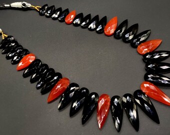Vintage boho Carolyn Tanner black onyx red and picture jasper stone bead