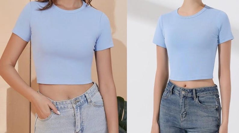 Peut inclure: Haut court bleu clair &agrave; col rond et manches courtes. Le haut est associ&eacute; &agrave; un jean en denim bleu. L'image pr&eacute;sente une tenue d&eacute;contract&eacute;e, id&eacute;ale pour le temps chaud ou pour superposer.