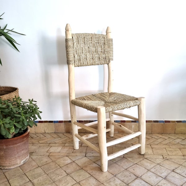 Chaise marocaine artisanale en bois de laurier