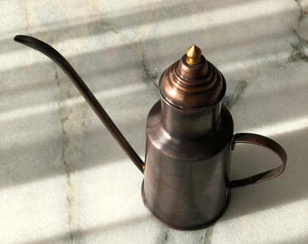 Rustic Copper Oil Bottle, Handmade Turkish Style (500ml)