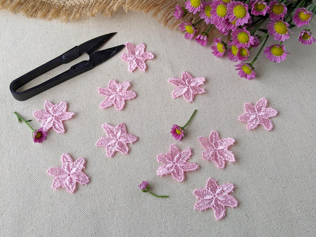 Merletto Al Metro 2 Applique In Pizzo Floreale - Toppe Ricamate Per Cucito (190x304mm) Applicazioni Gioiello Per Abiti