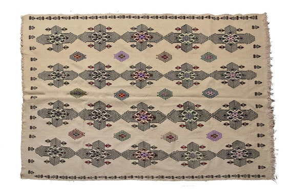 5x6 VINTAGE TABLE RUG - Dining table Rug, Unique Design Hooked Rug, Hand Woven Rug, Washable Furniture Rug, Oriental Rug, Antique Rug