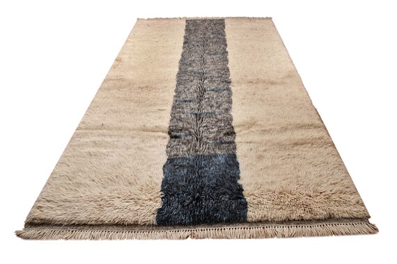 Very Diffrent Unique Moroccan Rug, 6'5''x 9'8''Faded Beige Color Shaggy Rug,Bohemian Rustic Rug,Handmade area rug,Faded Rug,Living Room