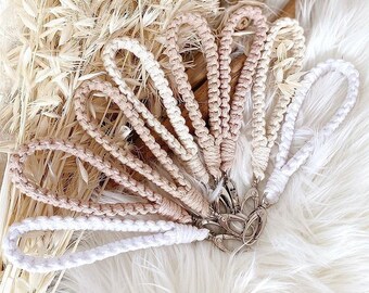 Loop key/bag pendant, macrame, pendant, boho, gift idea