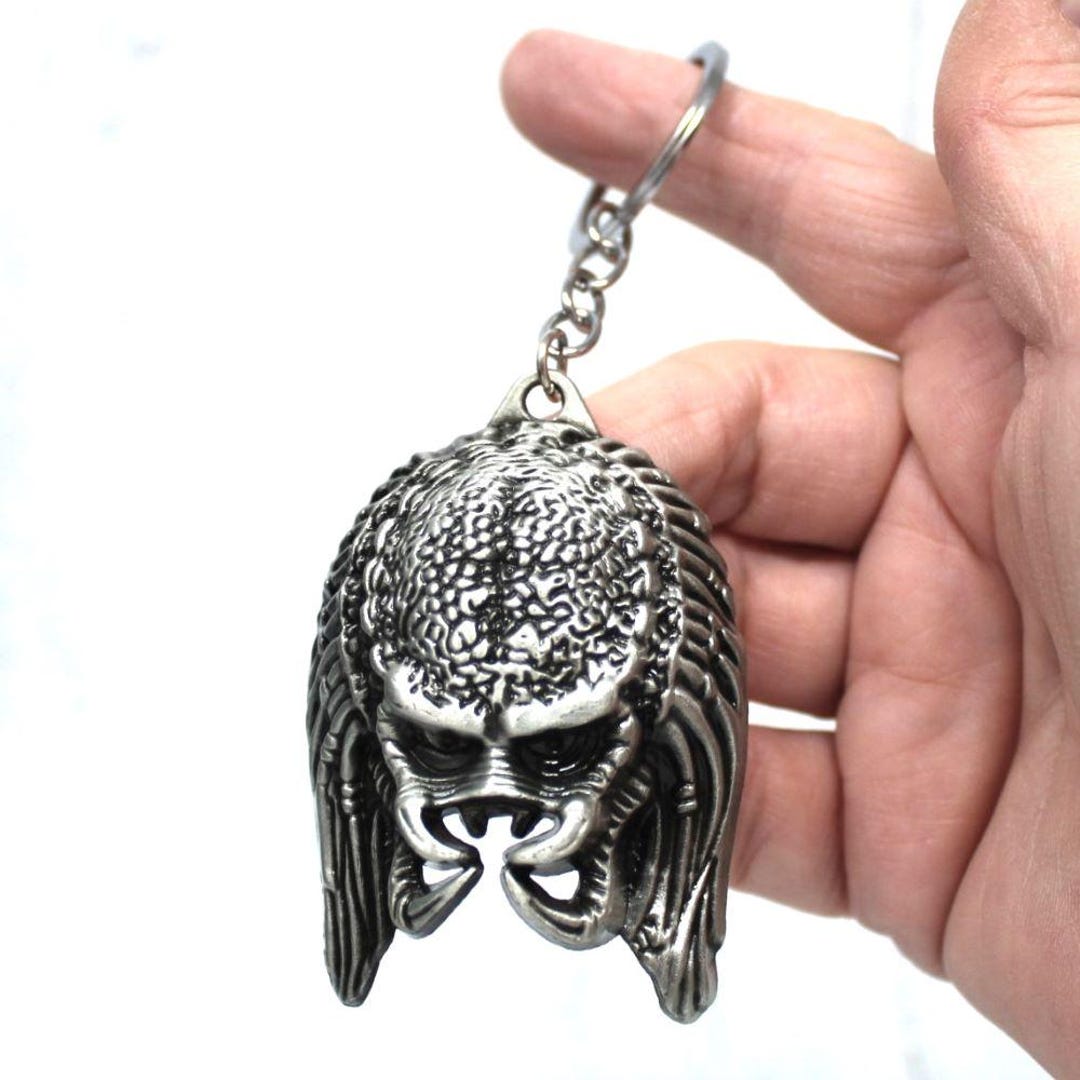 Alien Vs Predator Keyring: Sci-fi Fan Art Keychain - Etsy