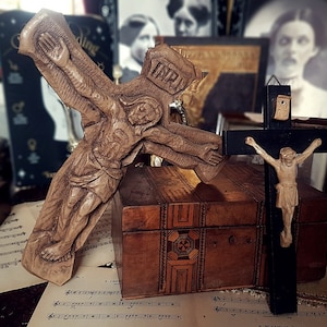 Vintage HOUTEN muurkruis, kruisbeeld, Jezus Christus, vintage kruis, christelijke muurkunst, christelijk kruis, katholiek geschenk, houten kruis, kruis, groot