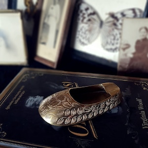 VINTAGE BRASS SHOE Aschenbecher, Schuhfigur, Solid Messing Schuh, Schuh Ornament, kleiner Schuh, Schuhfigurine, Schuh, Boot Ornament, Messingschuh, Schuh