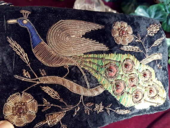 Vintage Peacock clutch hand bag, purse, black velvet evening bag, metal  thread embroidered peacock, made in India, vintage fashion, velvet