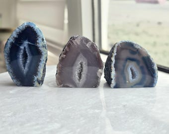 S/M blue agate geodes | Friends Gift Crystal Blue colored agate geode beautiful unique Affordable gift Christmas Gift for her Spiritual