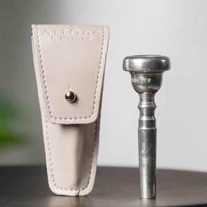 Trumpet MOUTHPIECE POUCH. Single holder for trumpet mouthpieces, crafted from genuine leather case. Protective mouthpiece bag Secure storage