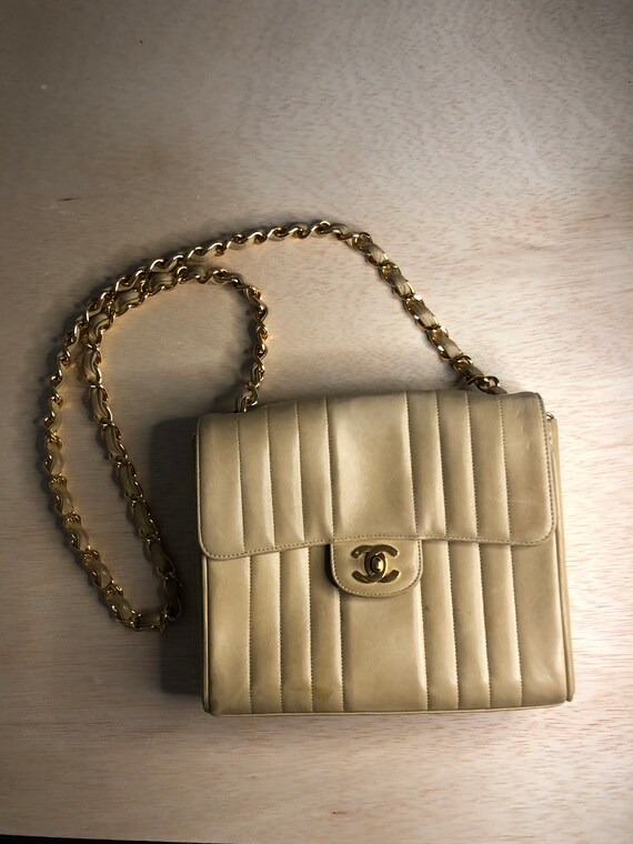 vintage chanel flap bag