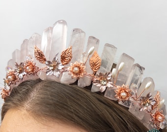 Rose Quartz Flower Bridal Crown, Pink Crystal Tiara, Wedding Hair Accessory, Fairy Tiara, Goddess Crown, Ren Faire Accessory, Love Crystal