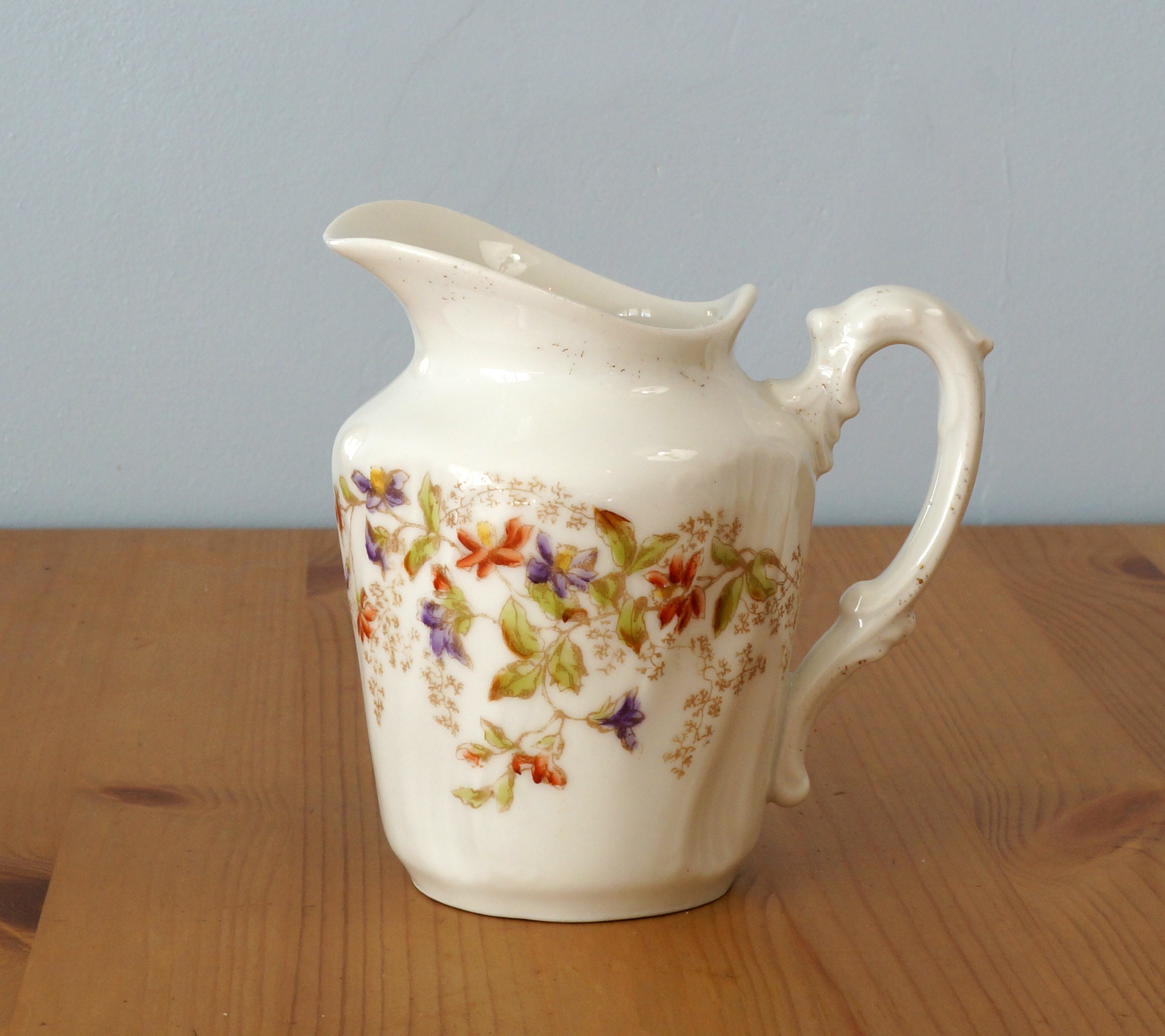 Jolie Petite Carafe Ancienne en Porcelaine de Limoges, Pichet, Vase Vintage