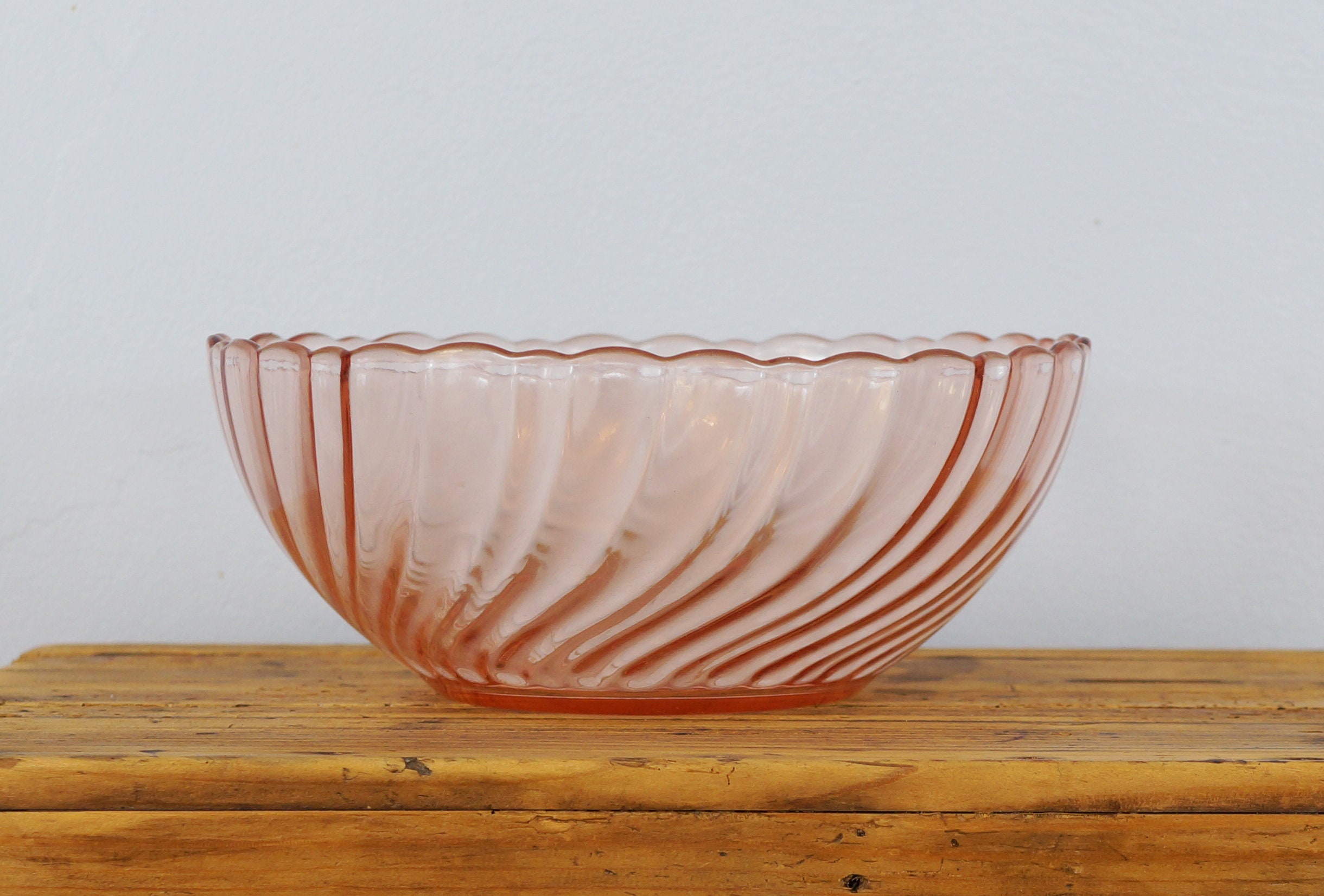 Petit Saladier Arcoroc Rose en Verre, Vintage