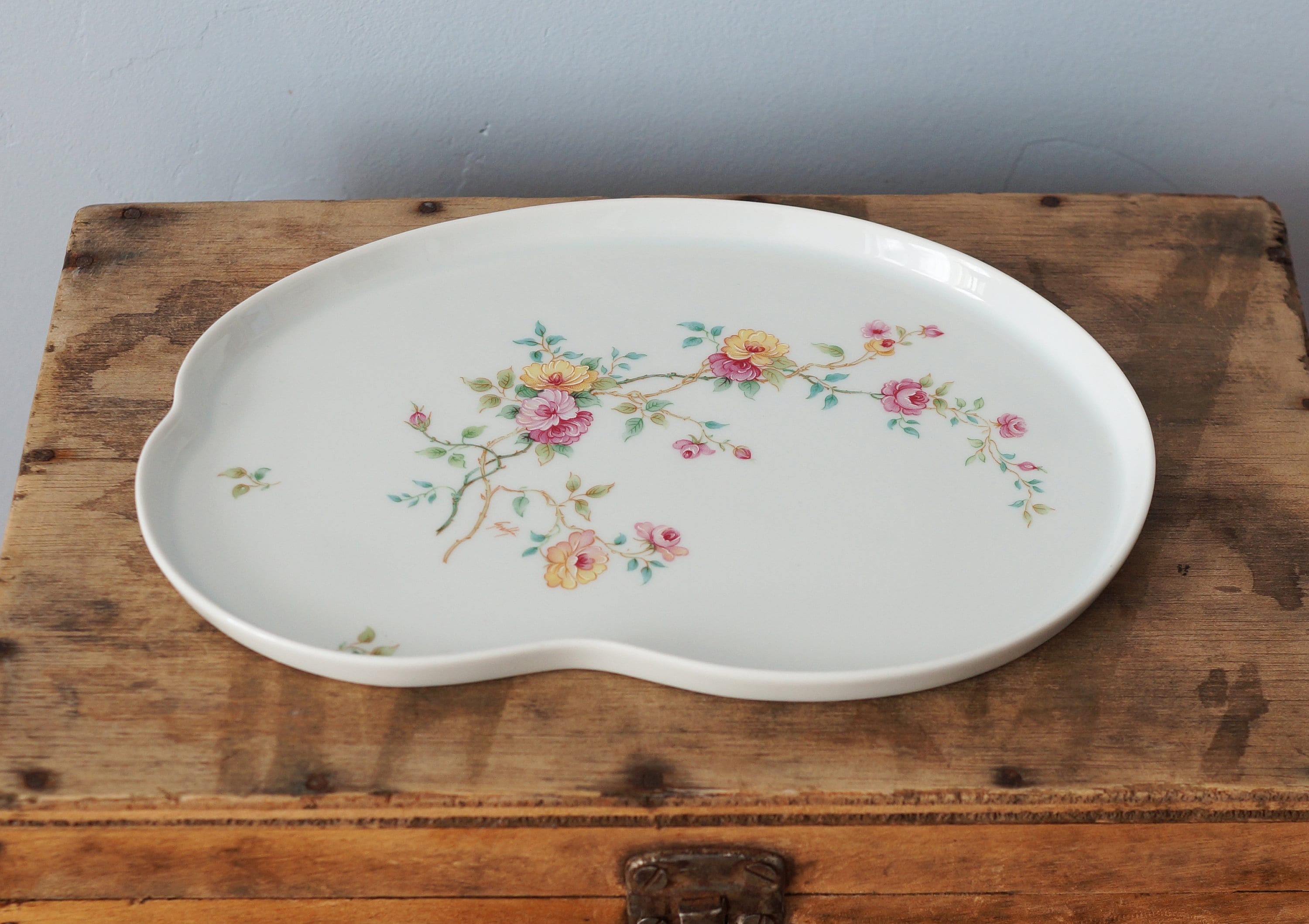 Assiette ou Plat en Porcelaine de Limoges Vintage