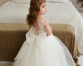Ivory Toddler Flower Girl Dress, Flower Girl Dress tulle, Ivory Flower girl dress train, Party girl dress, Toddler dress