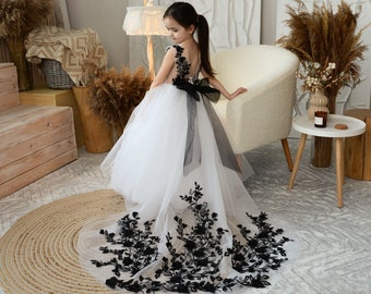 Toddler Puffy Black Flower Girl Dress, Black Lace dress with detachable train, Flower Girl Dress Tulle