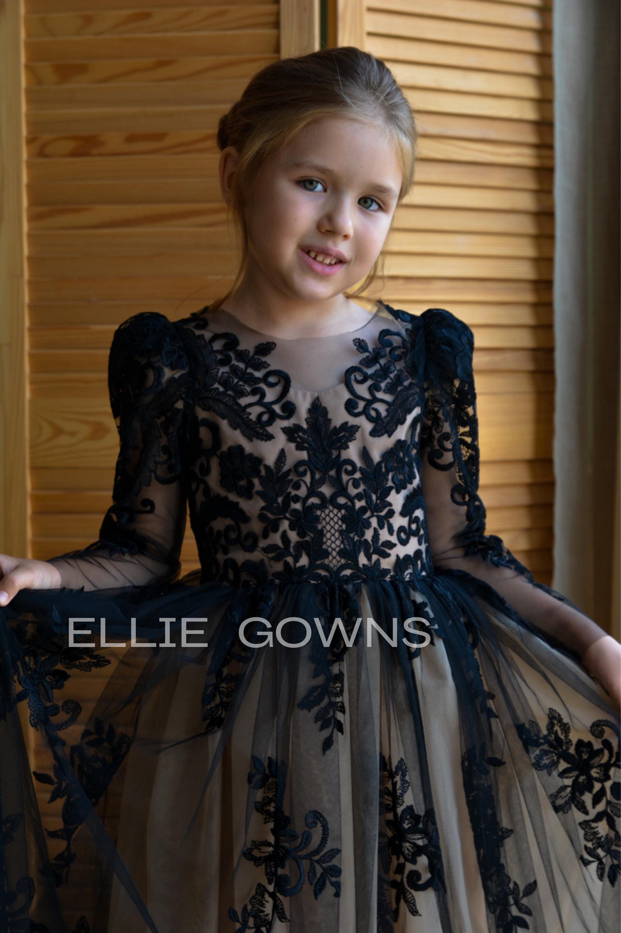 girls black lace dress 2Bunnies Girls' 12M-12yr Peony Lace Maxi Flower Girl Dress Black sleeveless 4T