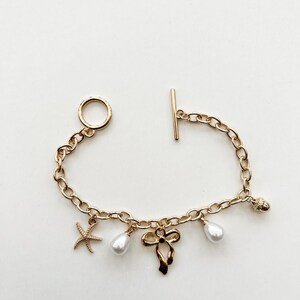 Charm bracelet