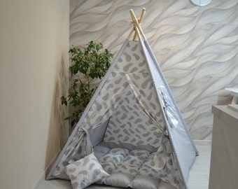 Cotton Canvas Kids Teepee Tent, Play Mat and Pillow Set