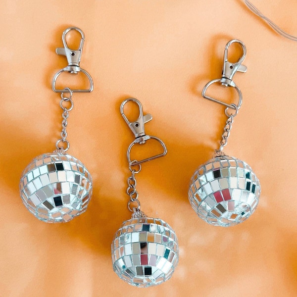 Mini Disco Ball Keychain. Preppy Girl Style Keyring. 70s Aesthetic Keychain. Prep Girl Keychain. Novelty Keyring. Trending Keychain. Groovy.