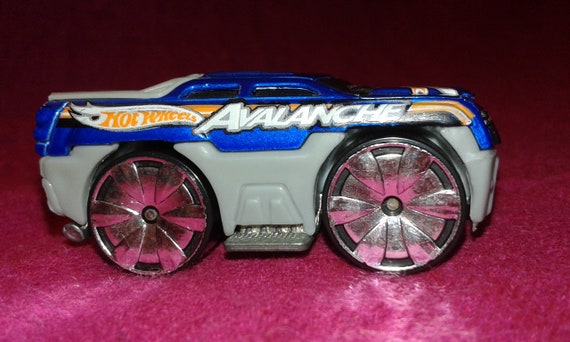 Hot hotsell wheels avalanche