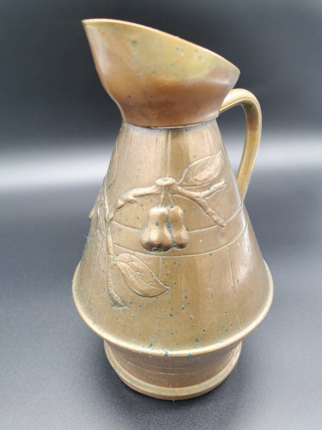 Ancien Pichet en Cuivre - Antique Copper Pitcher