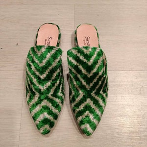 Handgefertigte Ikat Seide Pantoletten-Vibrant Multicolor Design, Bequeme Slip-On Schuhe, Einzigartiger Boho Stil